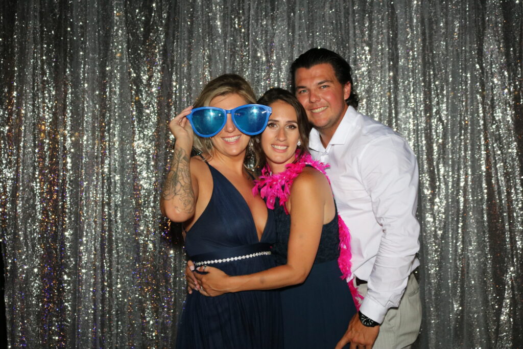 Friends Together-Toronto Photo Booth Rental