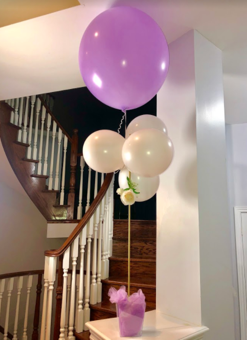 Niagra Falls balloon decor service first