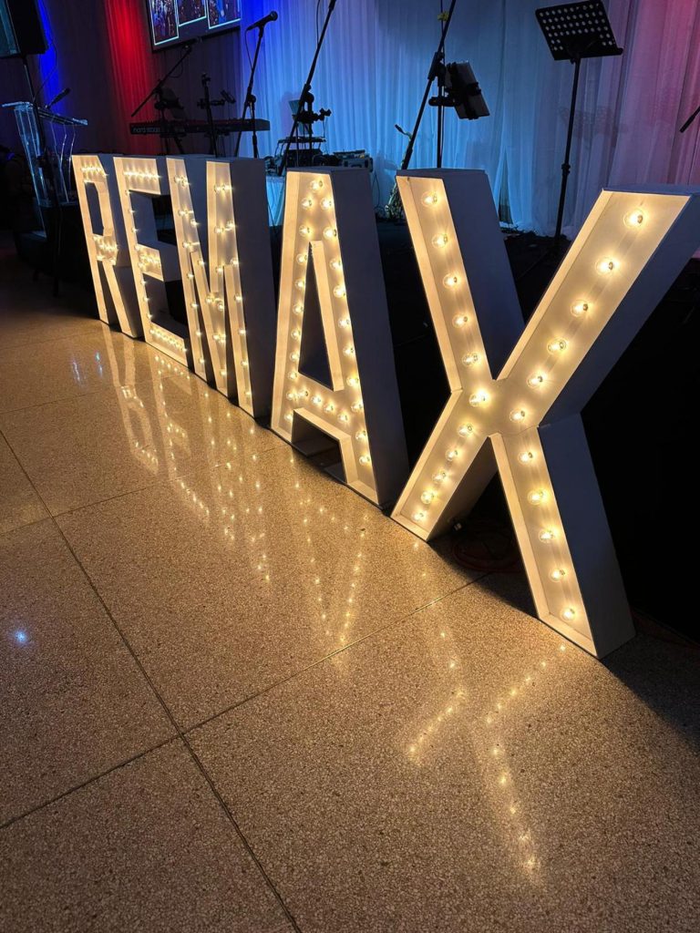 Huntsville Party Decor Company | Event Rentals & Balloon Artists
