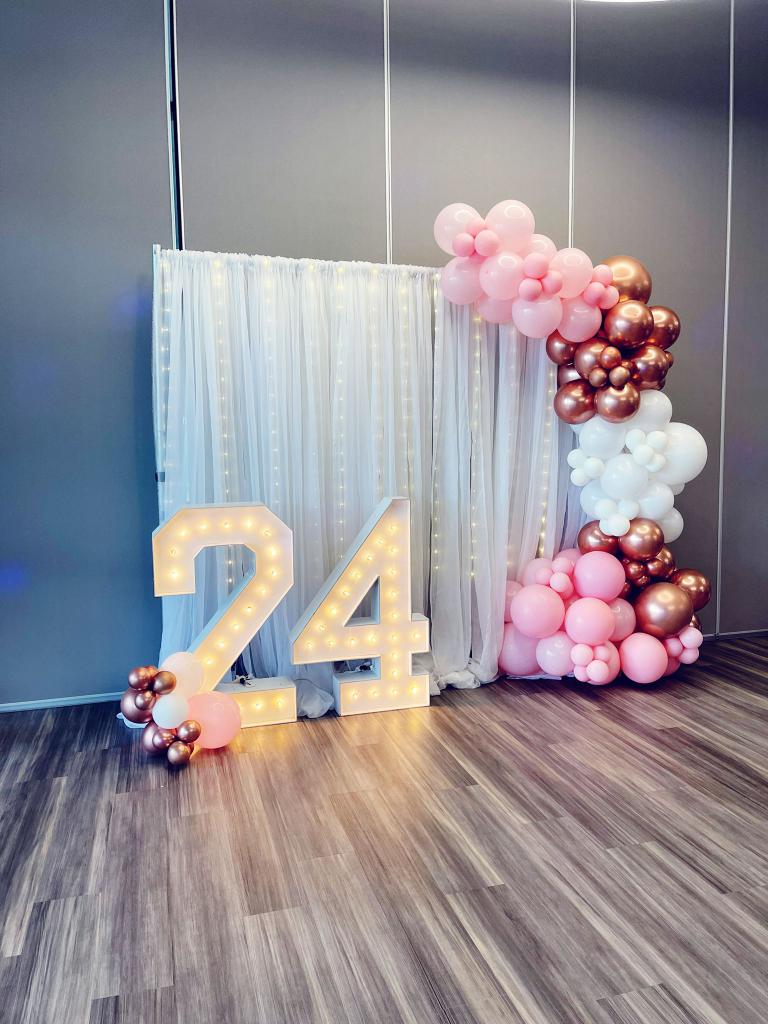 Port Dover Event Decor and Balloon Installations