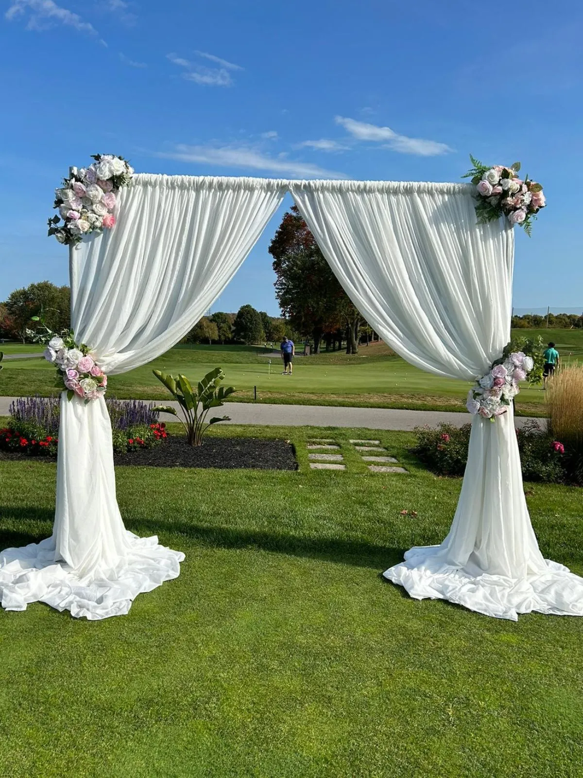 Fort Erie Flower Arches Rental Company