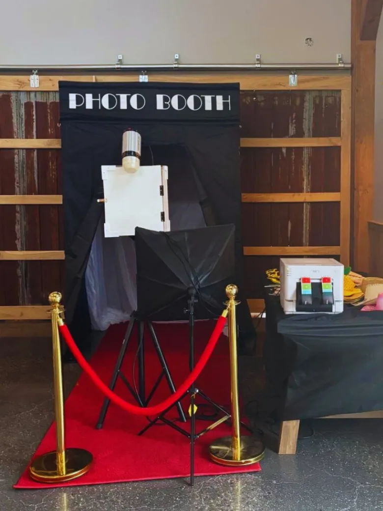 Ingersoll Enclosed Photo Booth Rental Ingersoll Enclosed Photo Booth Rental